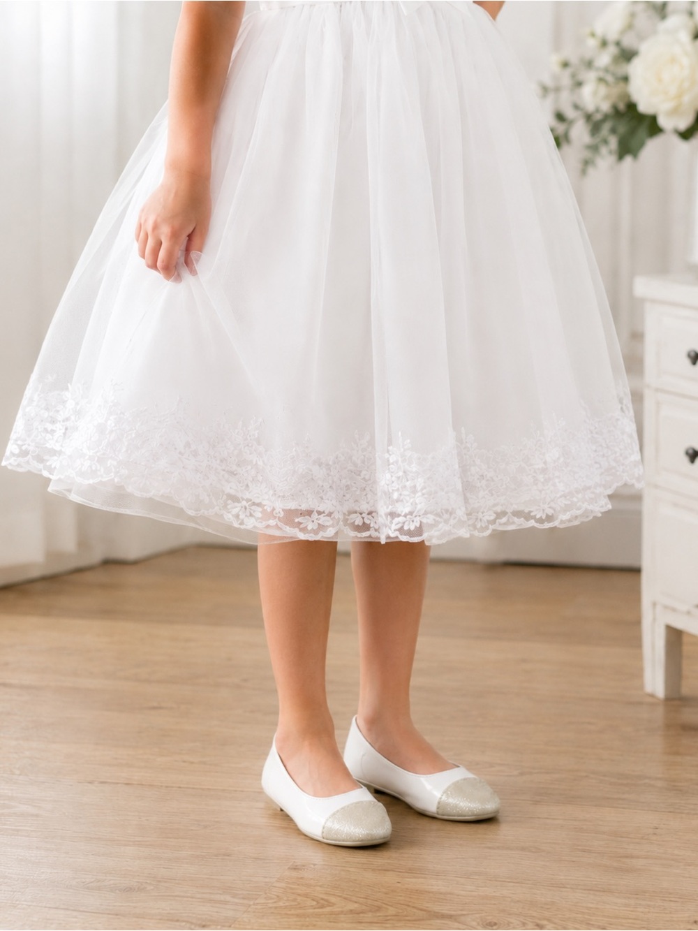 The Children’s Place Girls White Glitter Ballet Flats Size 5